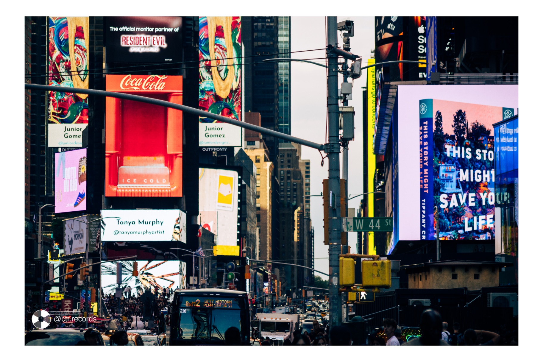Times Square — city in motion